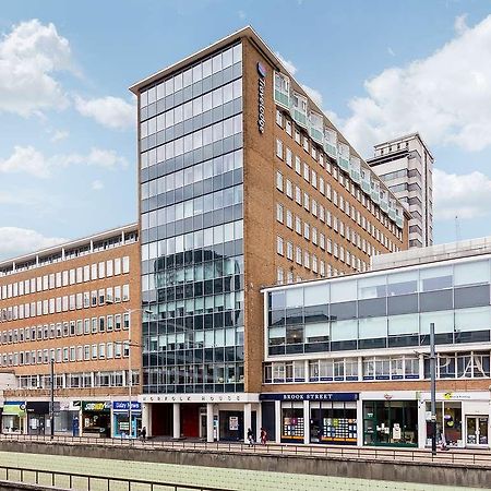 Travelodge Croydon Central Экстерьер фото