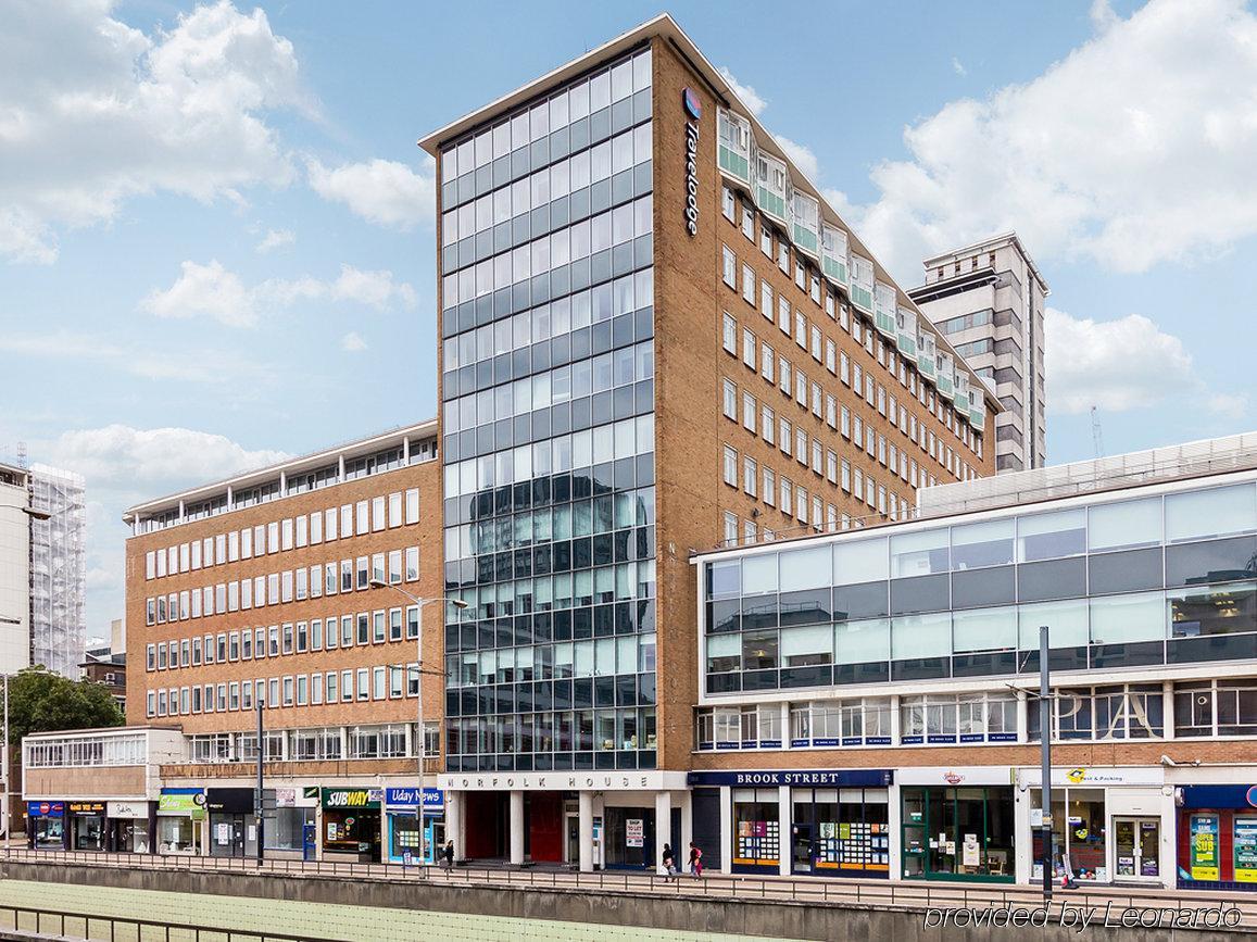 Travelodge Croydon Central Экстерьер фото