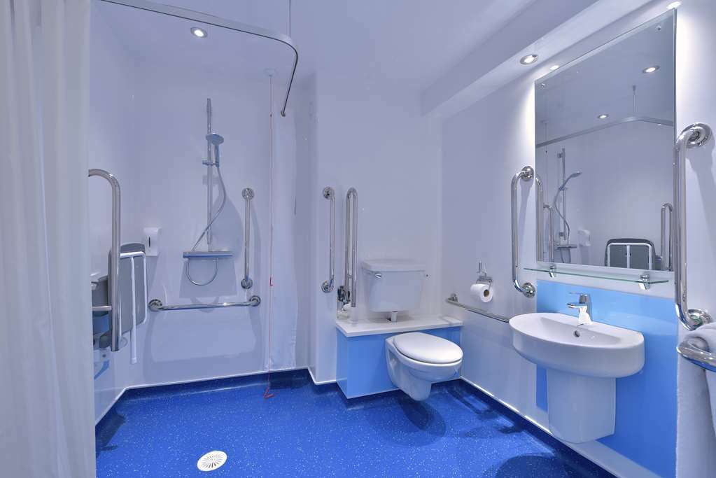 Travelodge Croydon Central Номер фото