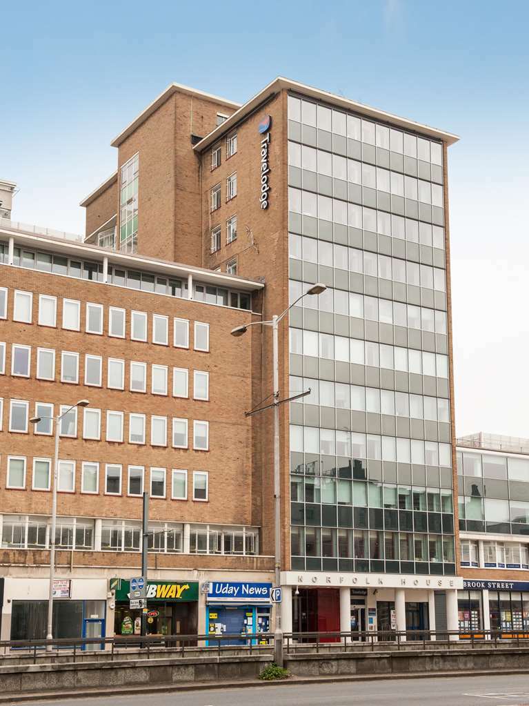 Travelodge Croydon Central Экстерьер фото