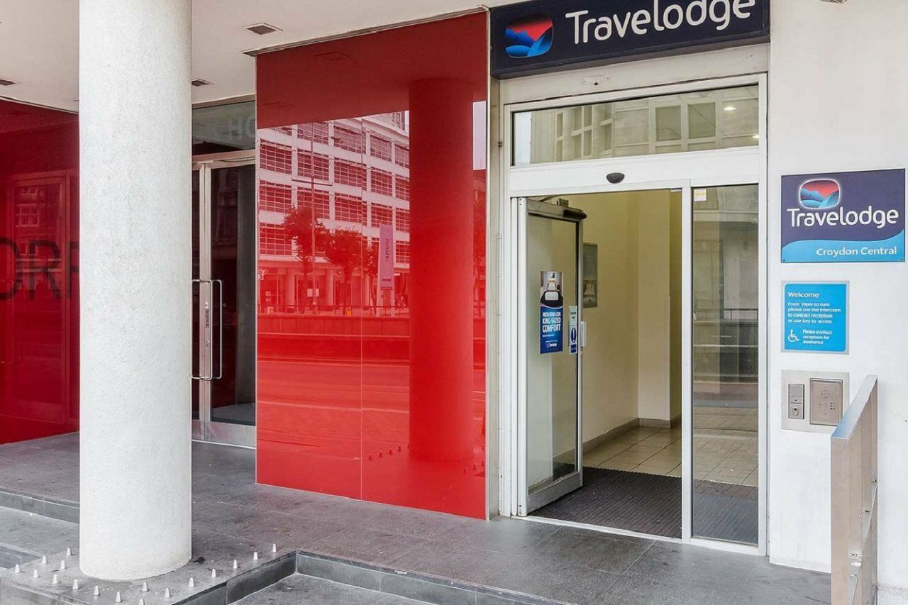 Travelodge Croydon Central Экстерьер фото