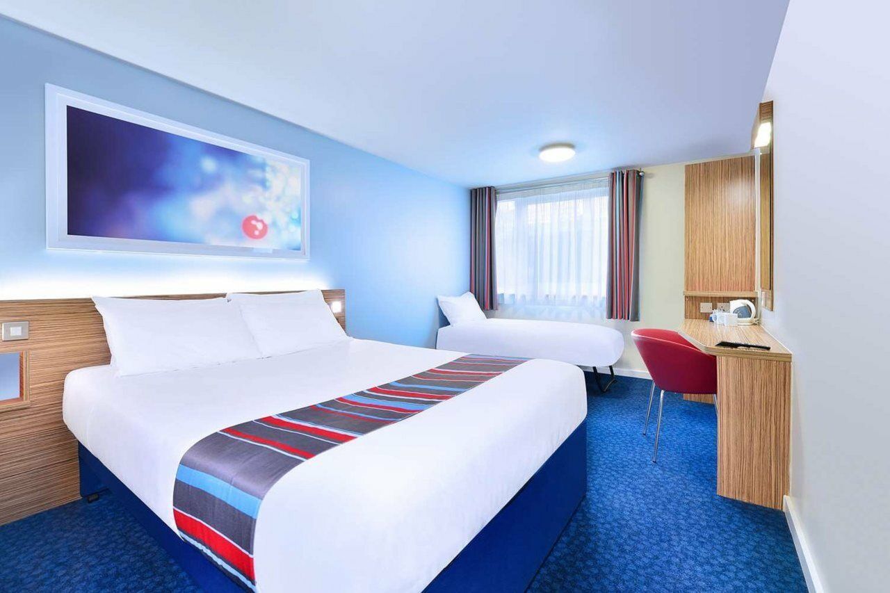 Travelodge Croydon Central Экстерьер фото