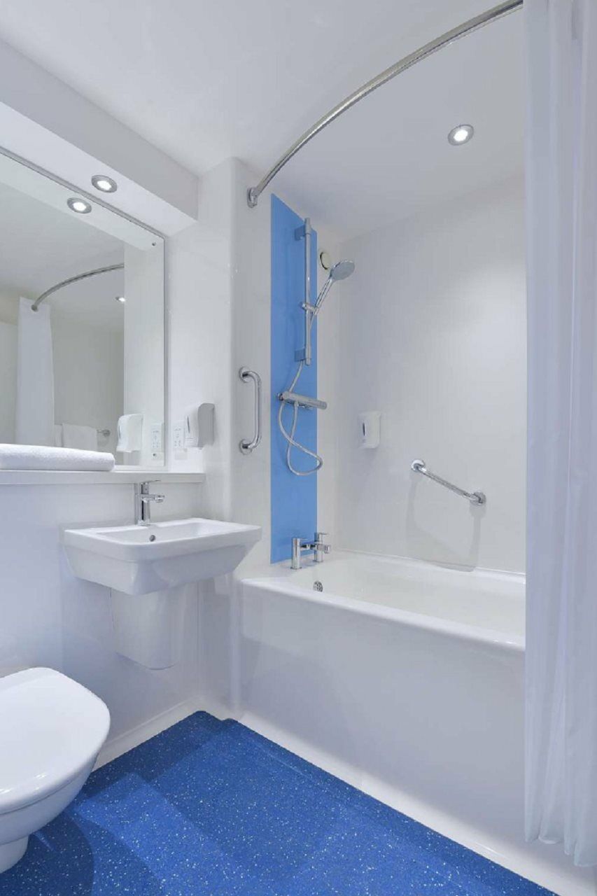 Travelodge Croydon Central Экстерьер фото